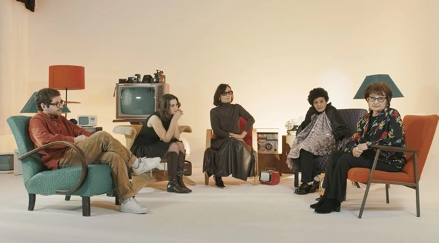 თაობები და პროტესტი - გიული ჩოხელი, ნინო კასრაძე, ლანა ღოღობერიძე, რატი ტყემალაძე, ელენე ფასური, ლაზარე ქარჩხაძე, თინათინ ნავროზაშვილი. 