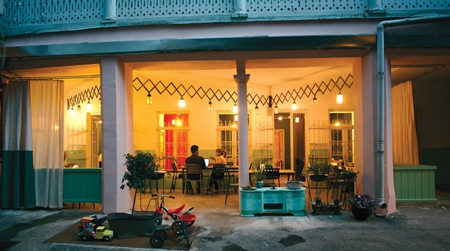 რესტორანი ეზო