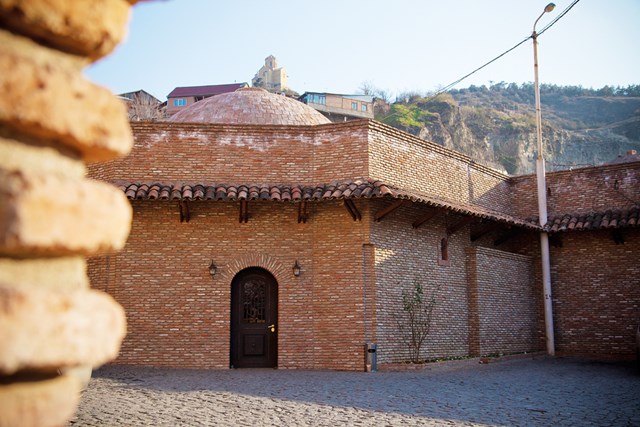 გულოს აბანო