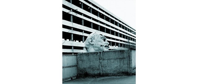 ლენინის ბიუსტი თბილისში