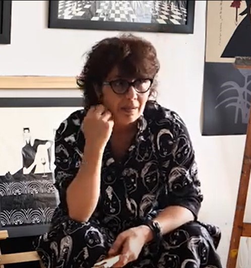 თინა ცხადაძე