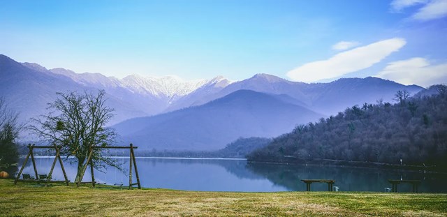 ყვარლის (ილიას) ტბა