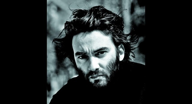 დამიენ საეზი