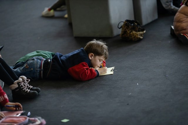 ბავშვი ფესტივალზე